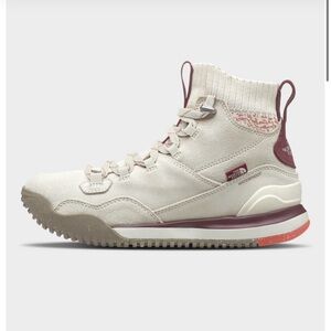 The North Face Back-To-Berkeley lll Sport Waterproof Boots Women's Size 8